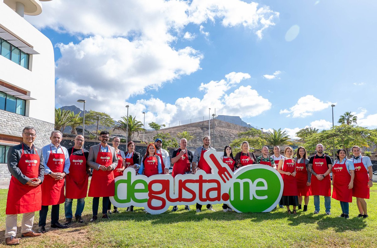 Celebración de la Gastronomía en "DEGUSTAME" 
 ¡Aquí está la XV edición de 'Degústame' a Adeje! 
 El pasado 30 de octubre, se llevó a cabo la presentación de "DEGUSTAME", un evento que resalta la riqueza de la gastronomía y la cultura culinaria.