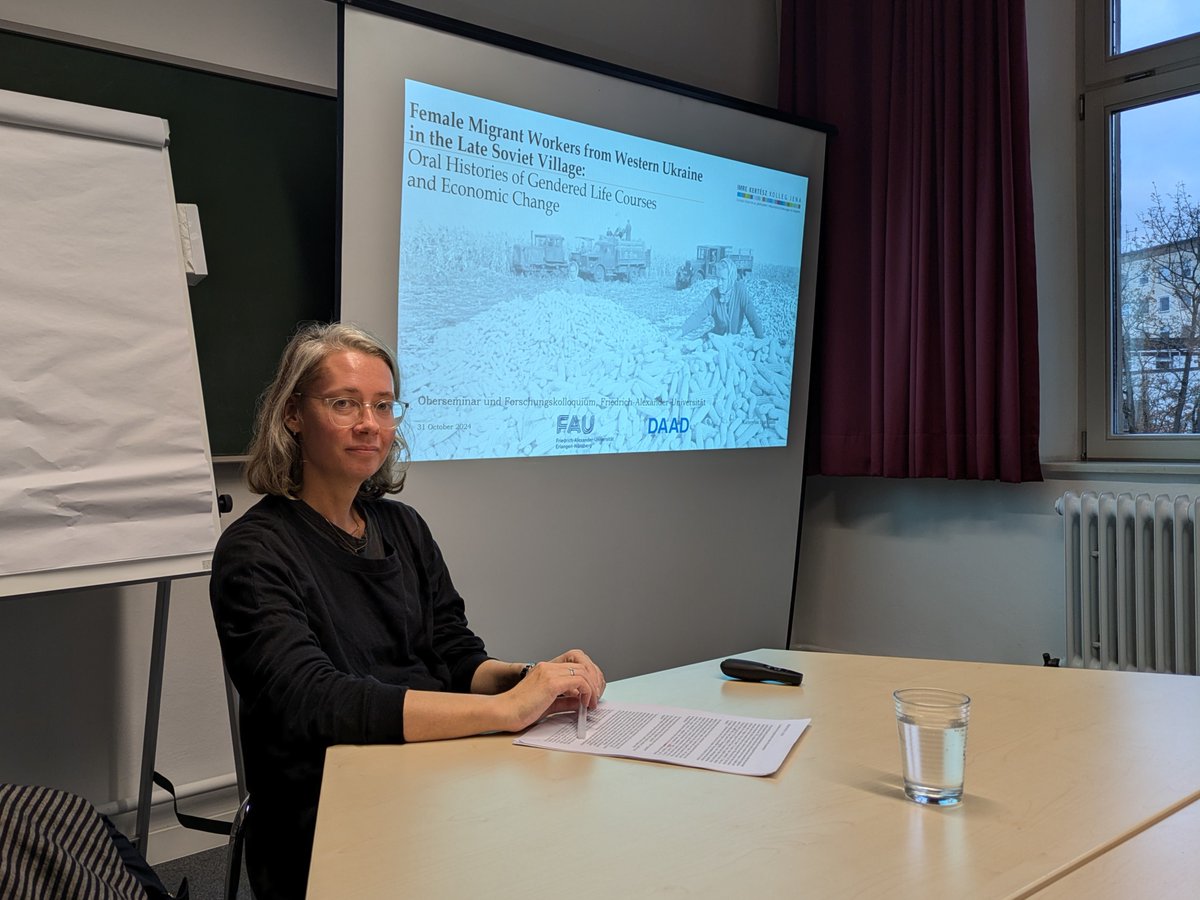 osteuropaFAU's tweet image. We are starting today's workshop with Kateryna Burkush, you can join via the link fau.zoom.us/meeting/regist…