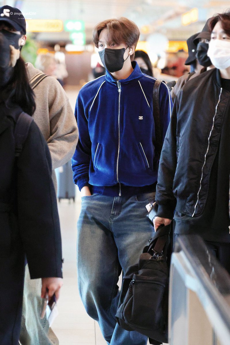 chanieeehaechan's tweet photo. [241031] HAECHAN's Preview at AMS Airport Heading to Denmark for NCT DREAM WORLD TOUR 'THE DREAM SHOW 3 : DREAM( )SCAPE' in COPENHAGEN 💛

 #해찬 #HAECHAN #NCTDREAM https://t.co/SYXd7bUSUI