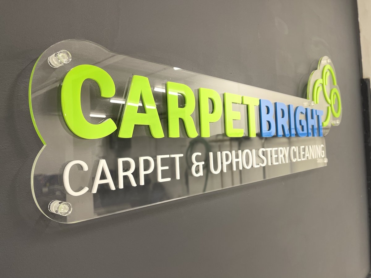 Swordfish_Works's tweet photo. We love the colour 'pop' with these signs for @ascendsignworks
We #lasercut a 10mm clear acrylic back panel &amp; 5mm green, blue &amp; white acrylic text/logos, then we glued them onto the back to create fresh-looking office signs.
@carpetbrightuk - new office, done!
#signmaking https://t.co/RiurSMRroD