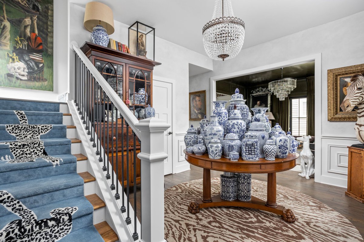 Zillow Gone Wild 🏡 tweet media