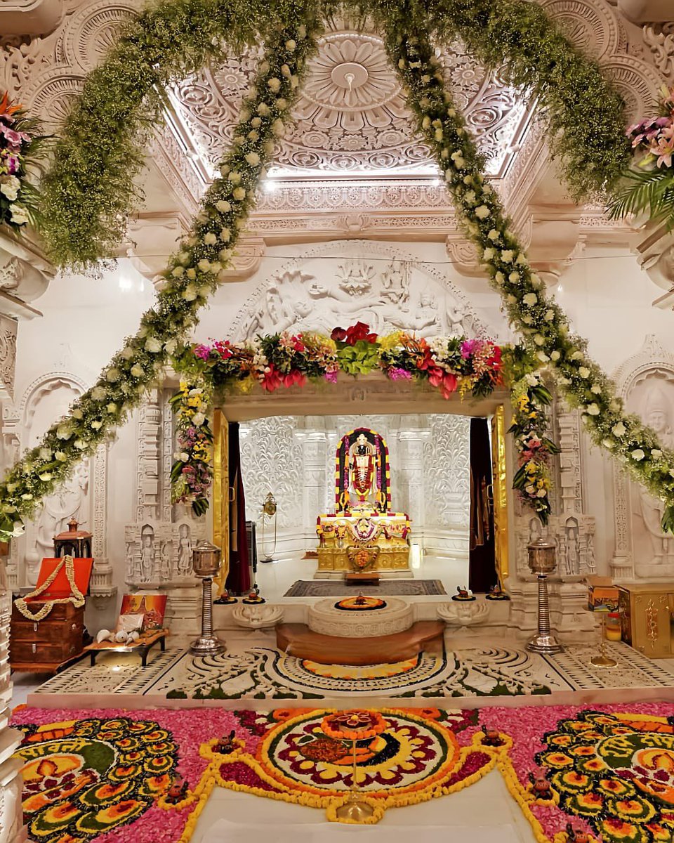 राम मंदिर में पहली दीपावली ❣️