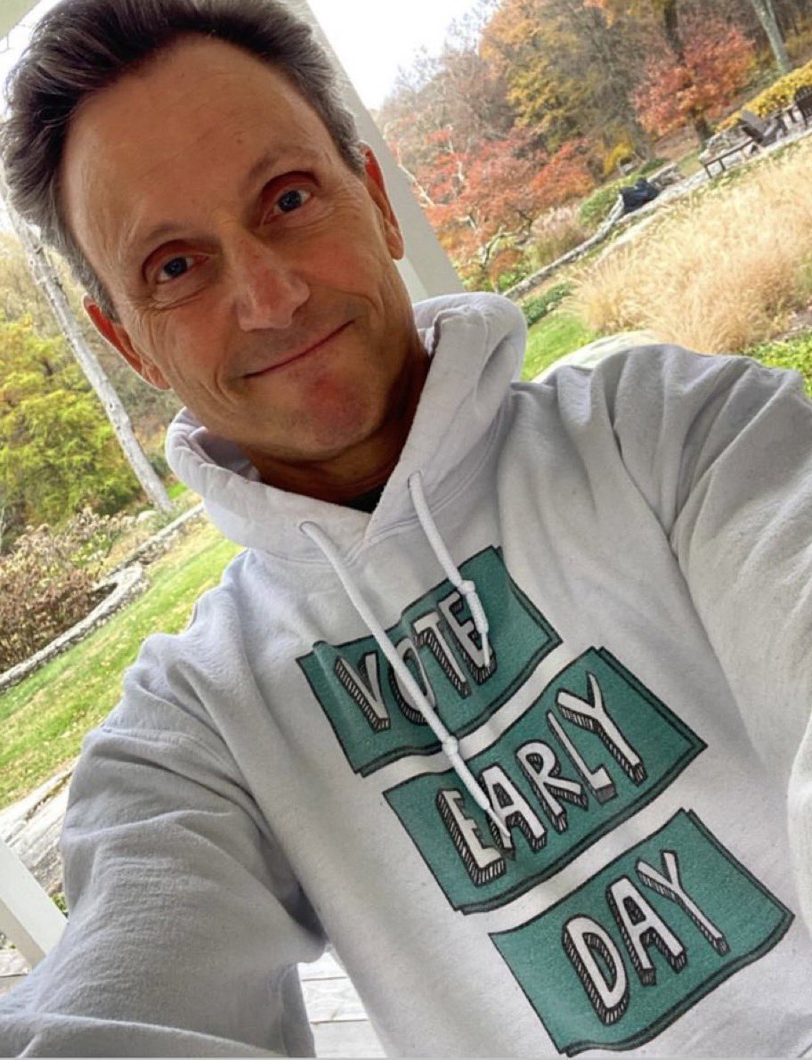 olitzicious's tweet photo. anyways don’t forget to #vote🗳️ https://t.co/PrCuqWrQH2