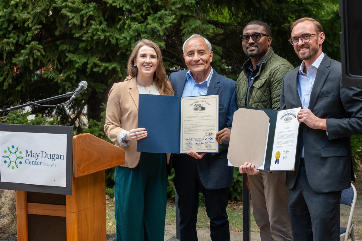 Bride Rose Sweeney tweet media