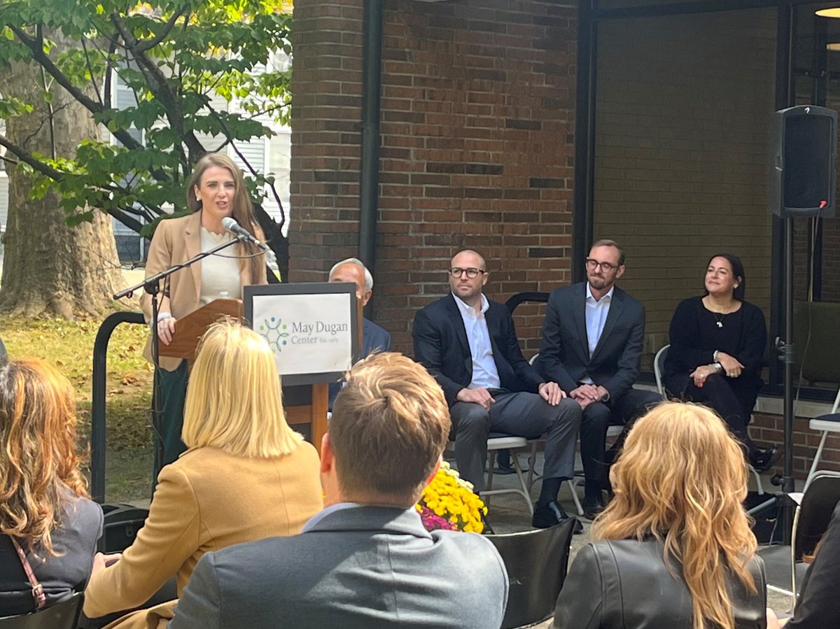 Bride Rose Sweeney tweet media