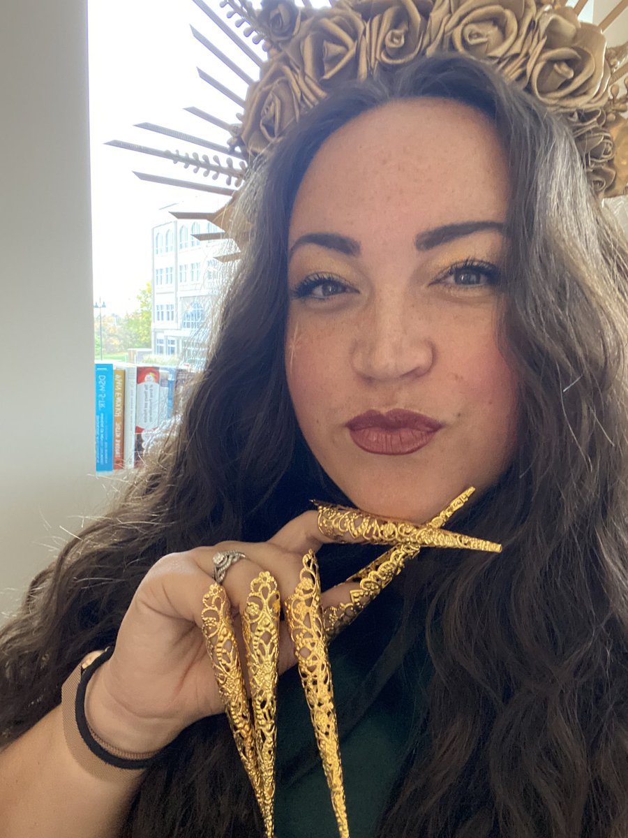 In rare form today. 

Happy Halloween!! 

#WritingCommunity 
#Halloween