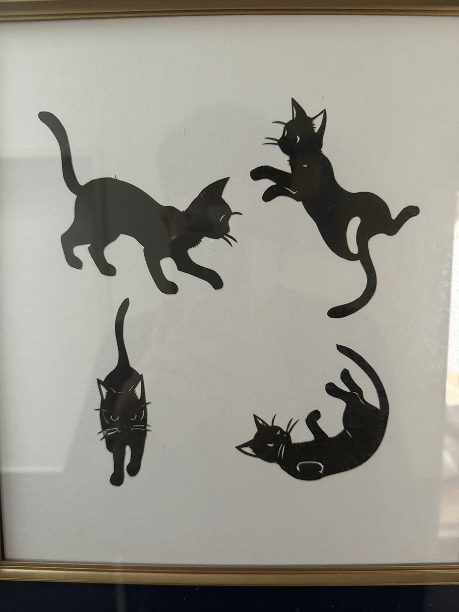 Borom@FFGM_FF11バハ鯖 (@borom_game) on Twitter photo お宿は猫ちゃんのいる民宿でした。
お刺身のとこに猫ちゃんの形したニンジンが!
至る所に猫ちゃんの素敵なお宿でした! お宿は猫ちゃんのいる民宿でした。
お刺身のとこに猫ちゃんの形したニンジンが!
至る所に猫ちゃんの素敵なお宿でした!