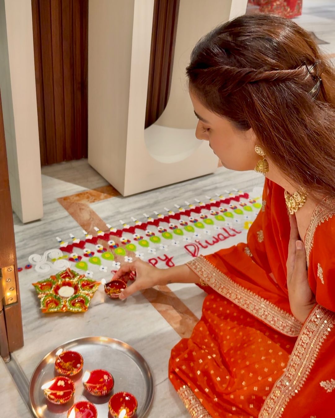 GbOqoT-WAAEsFb4?format=jpg&name=large