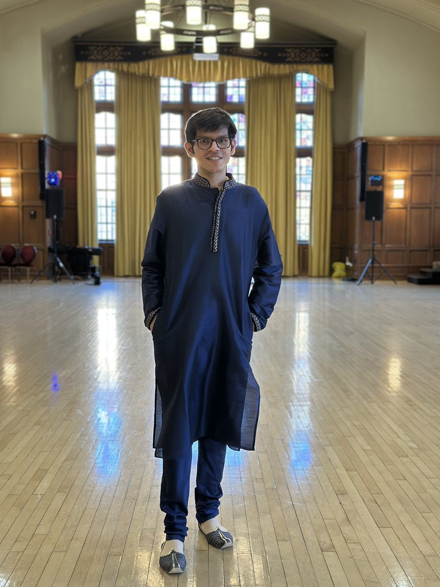 Vaibhav Khanna (@vk_vaibhav_k) on Twitter photo Happy Diwali to everyone celebrating! Grateful to be part of <a href="/UMich/">University of Michigan</a> ’s vibrant community as President of the Indian Student Association, bringing our traditions to campus. May the festival bring joy and prosperity to all! #Diwali2024 #GoBlue Happy Diwali to everyone celebrating! Grateful to be part of <a href="/UMich/">University of Michigan</a> ’s vibrant community as President of the Indian Student Association, bringing our traditions to campus. May the festival bring joy and prosperity to all! #Diwali2024 #GoBlue