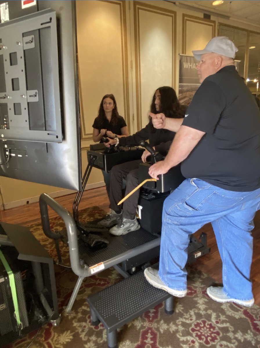 STEM at Lindale Middle School tweet media