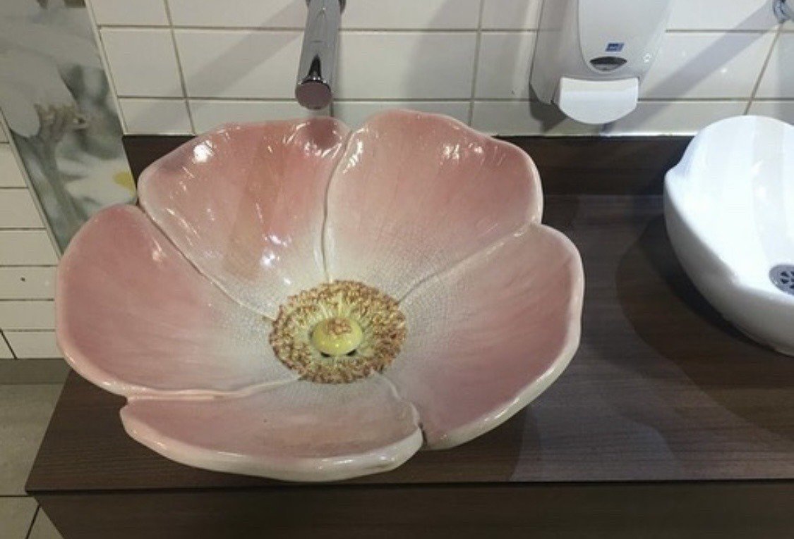 dearlybeloves's tweet image. flower sink