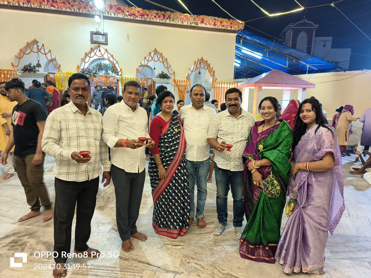 SwarupDas_Bls's tweet photo. wisdom over ignorance, joy over grief and light over darkness.

Let the inner Light within us enlighten us to serve mankind to the best of our capacity.

#SubhDeepavali to all. 🙏🏻

#HappyDiwali    #BetterBalasore
#Deepavali2024 https://t.co/HnnfsXGdyx