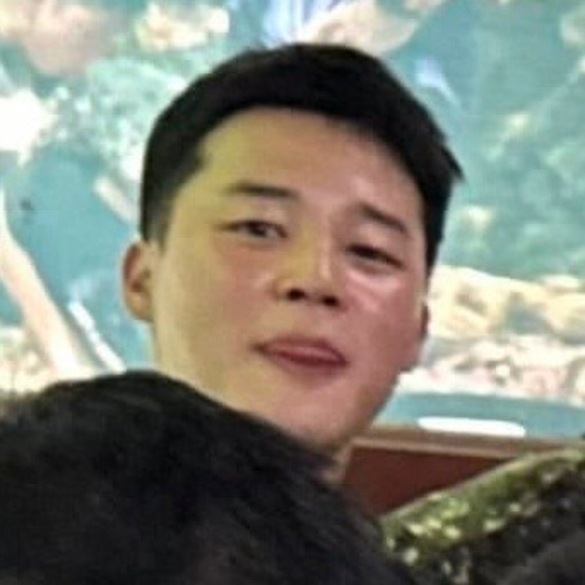 pjmngallery's tweet photo. Jimin's skin is glow and healthy even in military service 😭 https://t.co/XTBDh1SpaZ
