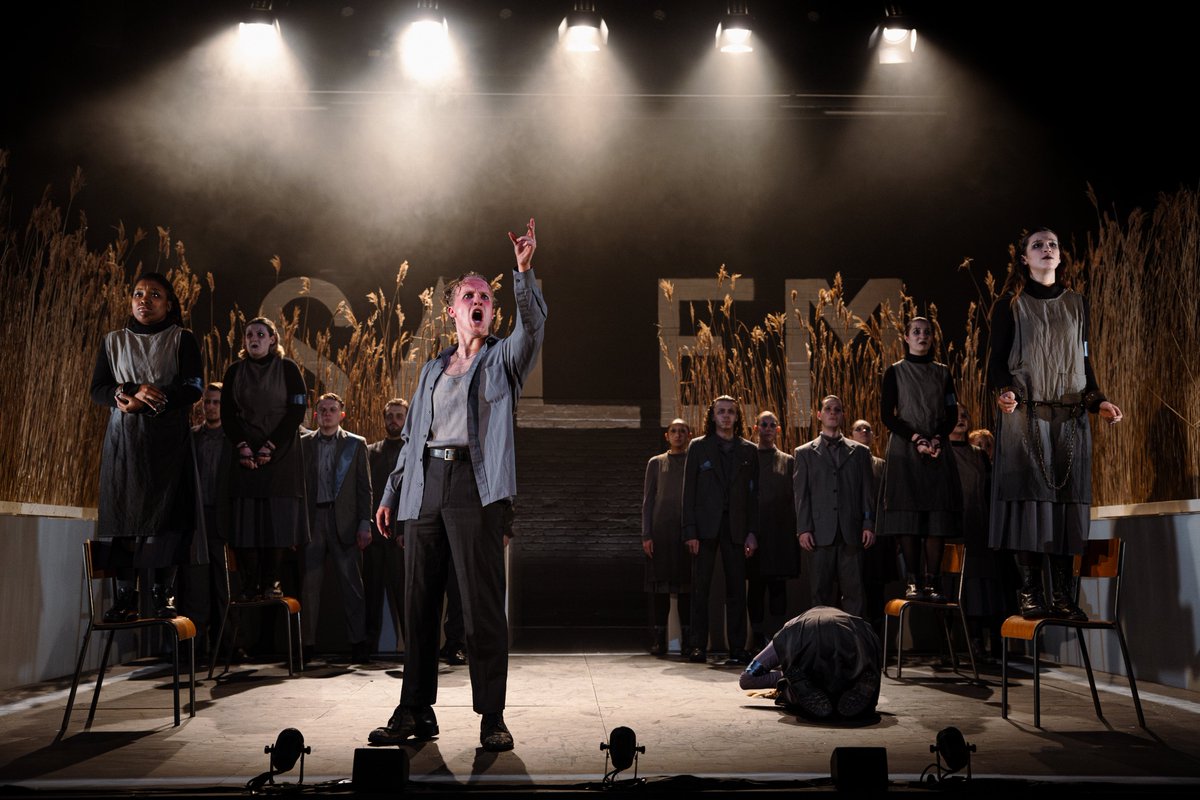 LeedsDrama's tweet photo. Today @LeedsPlayhouse the first of our extraordinary double bill. The Crucible, Directed by @johnyoung1 #OpeningNight #ActorTraining https://t.co/AlfQVGVtsJ