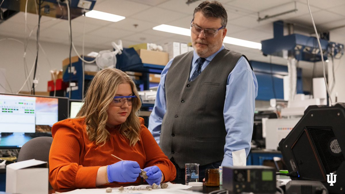 IU Indianapolis (@iuindianapolis) on Twitter photo The scent of death, a new type of admissible evidence, is helping to catch criminals. <a href="/IUIScience/">School of Science at IU Indianapolis</a> Professor John Goodpaster, the forensic expert who studies "chemistry for public good," explains how it works at bit.ly/3YvRSvw. The scent of death, a new type of admissible evidence, is helping to catch criminals. <a href="/IUIScience/">School of Science at IU Indianapolis</a> Professor John Goodpaster, the forensic expert who studies "chemistry for public good," explains how it works at bit.ly/3YvRSvw.