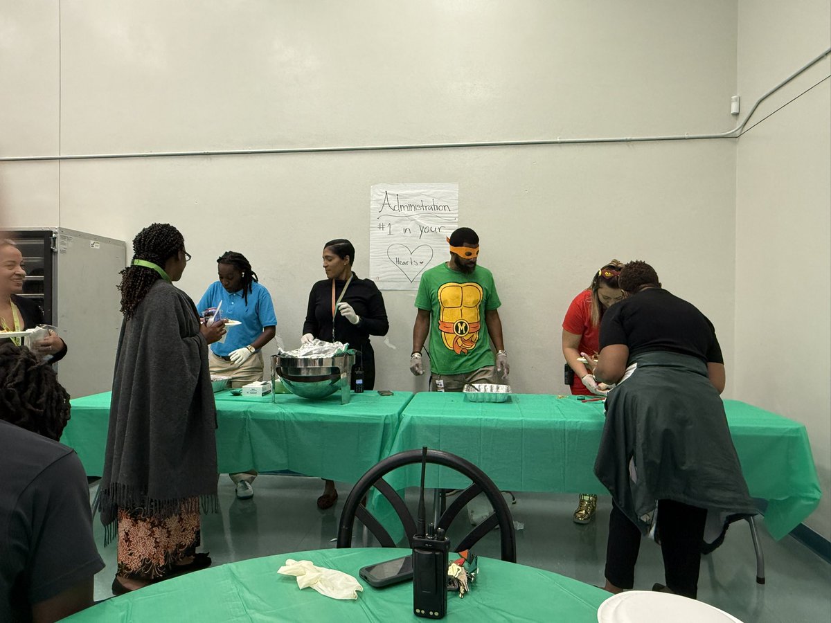 Maricia Johnson M.Ed (@msjohnsonbcps) on Twitter photo The cook off is on! Everyone is enjoying their time, what a wonderful time with the staff <a href="/blanche_ely/">Blanche Ely HS</a>! I wonder which team will reign this year Admin vs Security π<a href="/Tav_Williams/">Principal Williams</a> The cook off is on! Everyone is enjoying their time, what a wonderful time with the staff <a href="/blanche_ely/">Blanche Ely HS</a>! I wonder which team will reign this year Admin vs Security π<a href="/Tav_Williams/">Principal Williams</a>