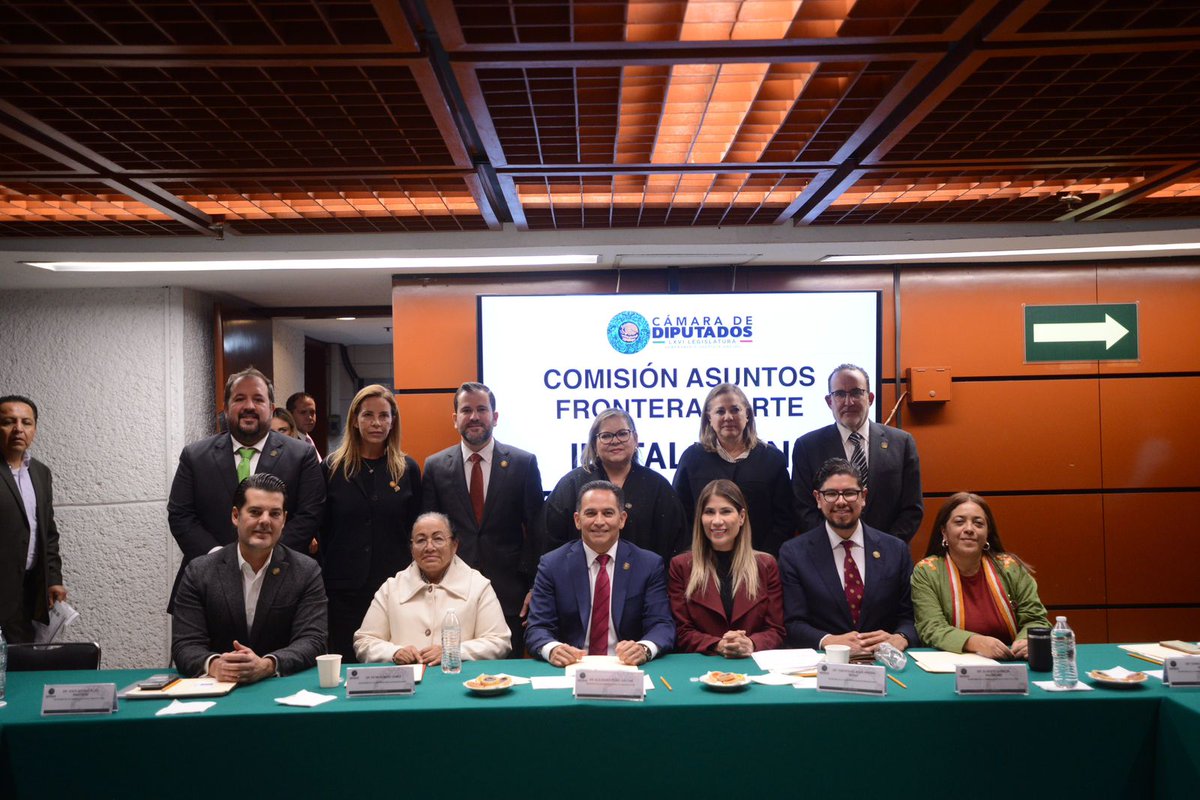 NexoInformativo's tweet photo. Comisión de Asuntos Frontera Norte inicia los trabajos legislativos
https://t.co/6IaCBbWRw1 @Mx_Diputados @VerdeCDMX https://t.co/xfyAGUIy0H