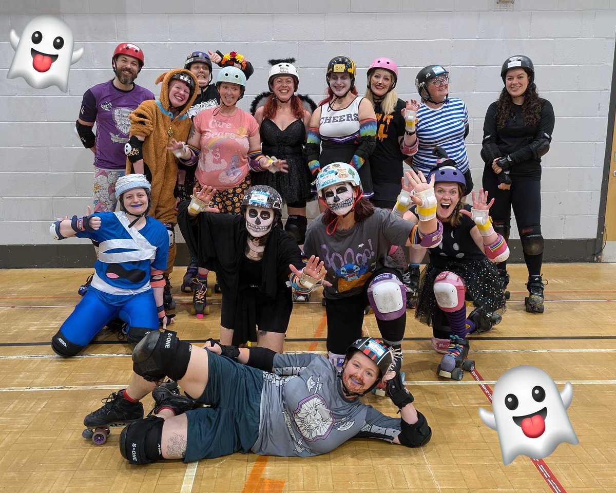 prestonrollers's tweet photo. Happy Halloween from PRD! 🎃💀🐈‍⬛👻 we had a bone chillingly fun skate session led by Coach Bee, full of tricks and treats #rollerderby #Halloween #rollerskating https://t.co/IKcVlIgBZJ