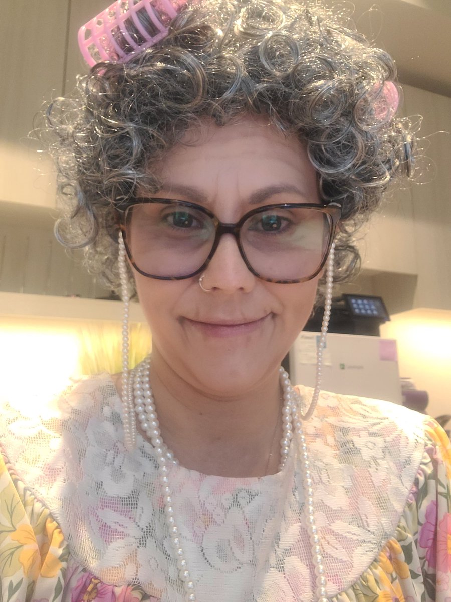 Jaded Jewlz tweet media