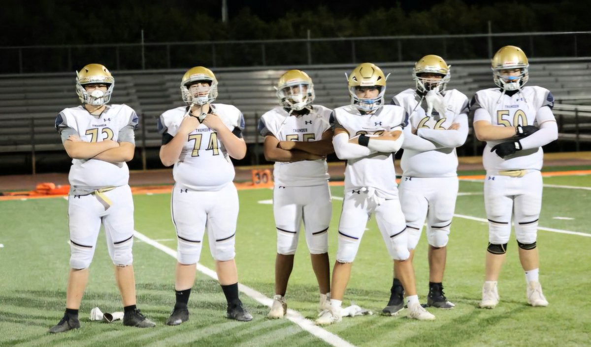 That’s it football fans our season has come to an end.  Really enjoyed coaching up this O Line group and watching our RB run for over 1k yards and 15 TD ⁦⁦⁦<a href="/theDVway/">Desert Vista Athletics</a>⁩ ⁦<a href="/DVHSFootball/">Desert Vista Football Boosters</a>⁩ ⁦<a href="/GaryLChavez/">Gary Chavez</a>⁩⁦<a href="/RockSchiermeyer/">Rocky Schiermeyer</a>⁩⁦⁦⁦⁦ O L Leads the Way!