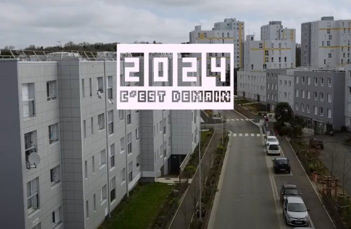 La Roche-sur-Yon. Fin du projet Nejma à la Vigne aux Roses : projection du film « 2024 c’est demain ! » le vendredi 15 novembre.
#Nejma #VigneAuxRoses #LaRocheSurYon  #CohésionSociale #LienSocial #CréationCollective #Vendée #EngagementArtistique #MaisonDeQuartier #2024CEstDemain