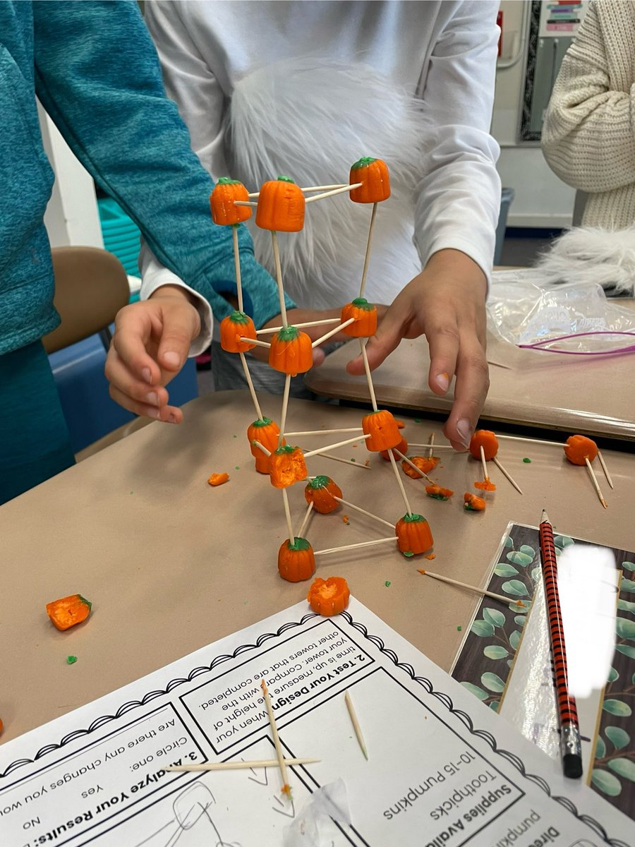 MissClearySN's tweet photo. The Great 3rd Grade Pumpkin Tower Competition! Students had a blast working together to see whose tower could be the tallest and stand on its own. We only had one succeed! 🎃@Spitzy19 @WestIrondequoit https://t.co/xxlD3WPKuu