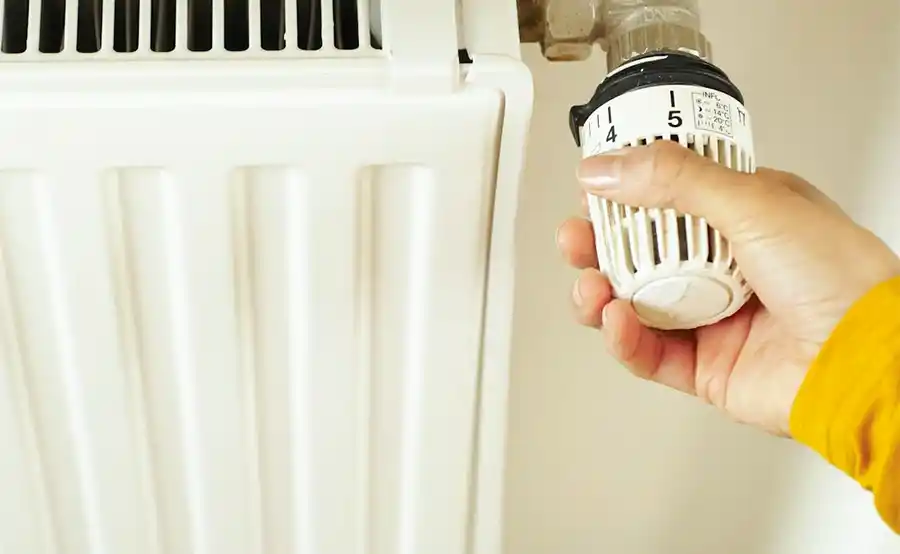 Kwetsbare gezinnen krijgen deze winter financiële tegemoetkoming verwarmingskosten: Om ervoor te zorgen dat niemand deze winter zonder verwarming komt te zitten, krijgen kwetsbare gezinnen tussen 1 november 2024 en 1 april 2025 opnieuw financiële steun… dlvr.it/TFwgYw