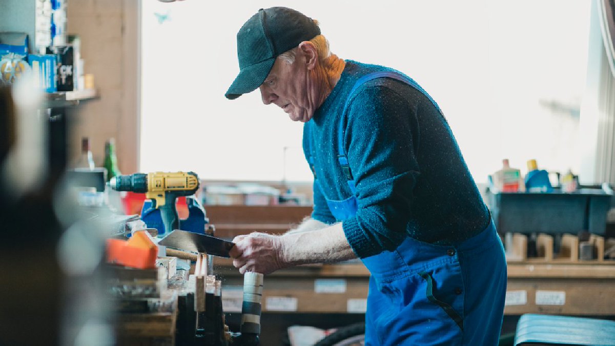 Travailler après la pension: voici les nouvelles règles pour 2025 dlvr.it/TFwhkF