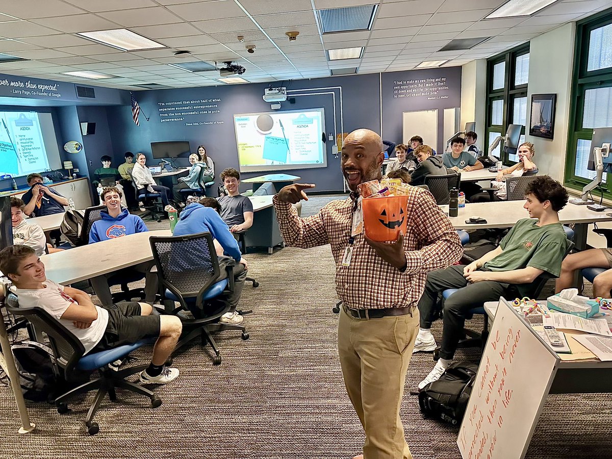 Today, we celebrated Halloween with a little extra magic! Our Hocus Pocus Halloween Pumpkin Prize Giveaway brought smiles &amp; spooky surprises for our amazing staff throughout the day. Thank you to our incredible staff for everything you do – we hope you enjoy your treats! #WeAreLT