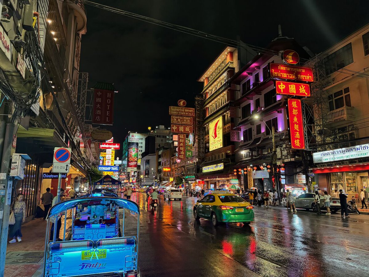 ONVIF enjoyed one of our most highly attended All Committee Meetings to date last month in Bangkok, Thailand, talking about (what else?) cloud connectivity, metadata and the pending profile for audio products. 

Read more in our latest blog post: bit.ly/3NKSxmH