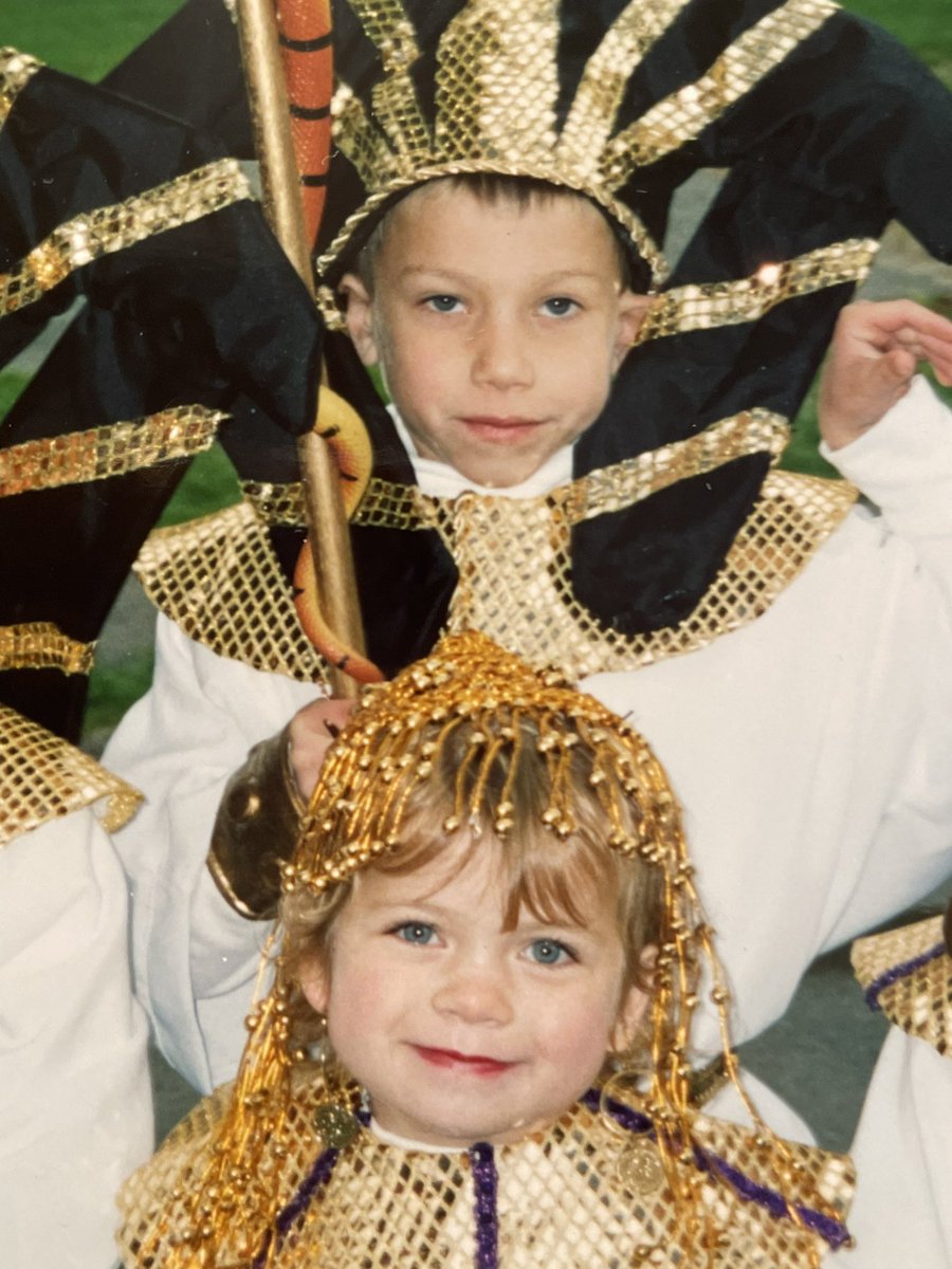 DylanWTOV9's tweet photo. As @JBaker_WTOV said, no costume tonight, but here’s my sister and I “Walking Like Egyptians” years ago! https://t.co/oMF4m7kNe0