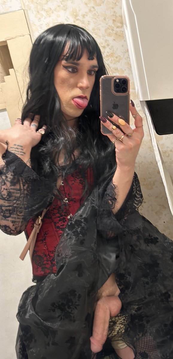 Richard_Curve's tweet photo. TBT Halloween edition https://t.co/wSrD0OYnJ5