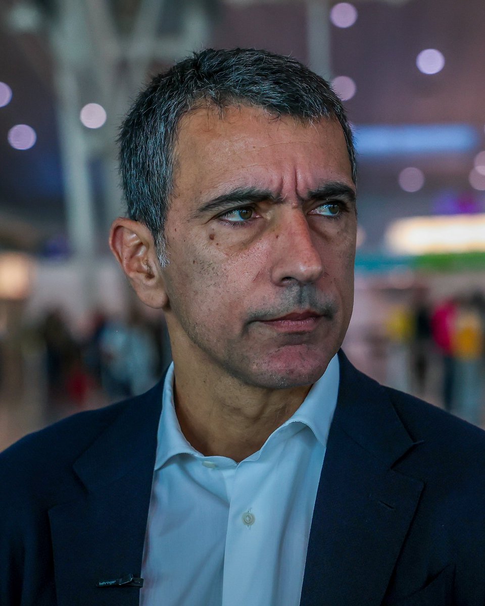 Presidente do Vitória arrasador após penálti assinalado: "Foi um roubo"

"Liga encaminha sempre as coisas no mesmo sentido. Lembro o primeiro jogo da época, a Supertaça, onde almoçaram os quatro presidentes dos ditos quatro grandes. Nós não nos vamos vergar. Não nos deixaram