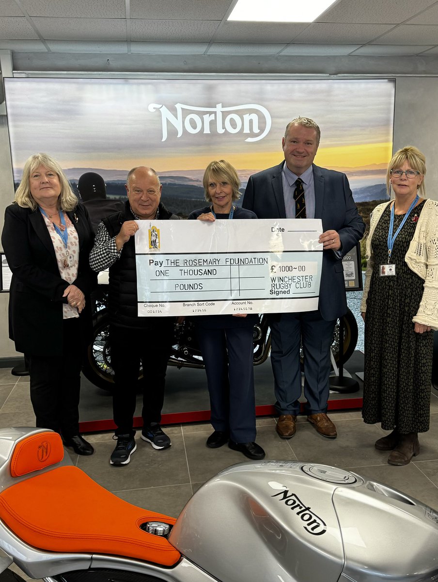 MAMGoodlet's tweet image. Delighted to present a cheque for £1000 to the @RosemaryNurses this afternoon on behalf of @winchesterRFC &amp;amp; @WinchesterSkoda in memory of my sister Lynne who they cared for during her terminal cancer. Congratulations Rob Sanderson on your charity cycle ride that raised the funds.