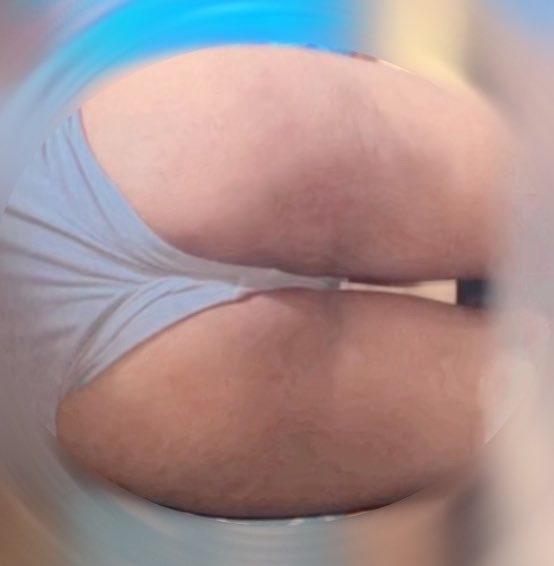 AlexFemboy338's tweet photo. 🎃🍑 https://t.co/8HKd1nnwso