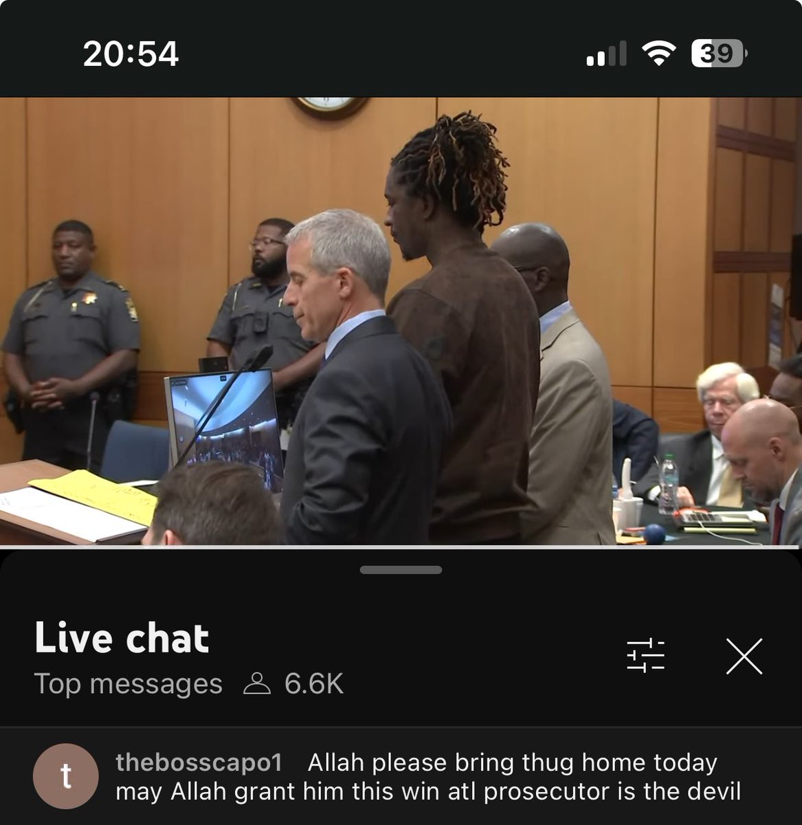 jan (@jansqueezy) on Twitter photo 