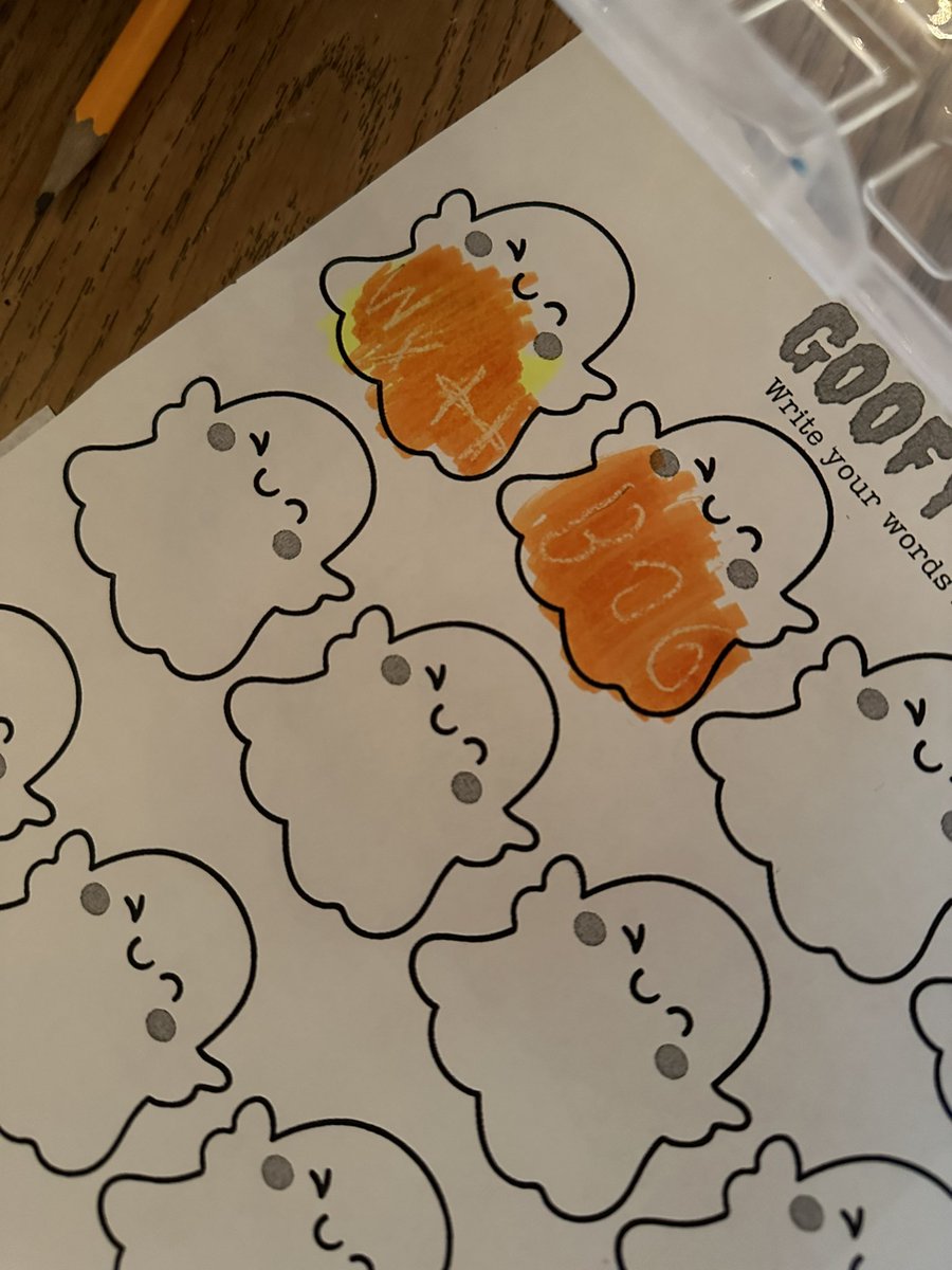 MrsRhodenIn1st's tweet photo. Goofy ghost writing! @HydeElem @HydePrincipal https://t.co/eRLw19Ooy7
