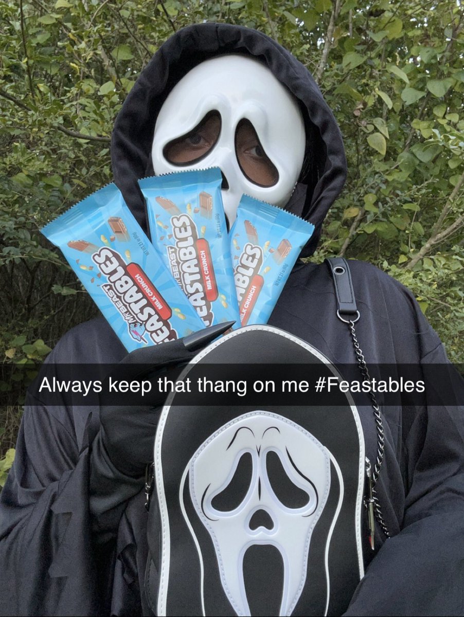beloved_gifts's tweet photo. Brb, giving out @Feastables for Halloween 
#FeastablesHalloweenSweepstakes  #ThisIsHowIHalloween https://t.co/HEQLzKlfyy