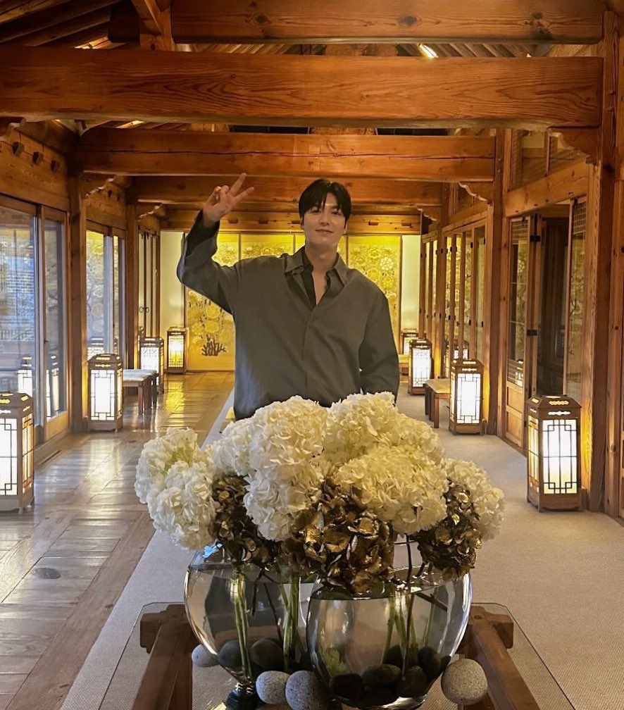 HaynIslandgirlz's tweet photo. We are all missing you Minho 🤍
Can we have you back in your active era @ActorLeeMinHo #LeeMinho #이민호 #IGUpdates https://t.co/sHjFt0iydx
