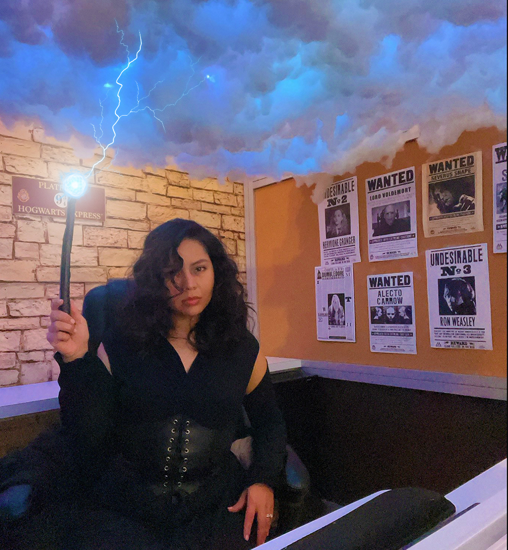 2020Exhibits's tweet photo. Happy Halloween! We celebrated today with pizza, costumes, and camaraderie! Shout out to this yearโs contest winners: Julia Lopez ๐ง | Bellatrix Lestrange and Lealon Winstead ๐งโโ๏ธ | Bridgerton Vampire! Have a spooktacular holiday, everyone!! #2020ExhibitsProud #WorkHalloween https://t.co/gNSjQGcYrL