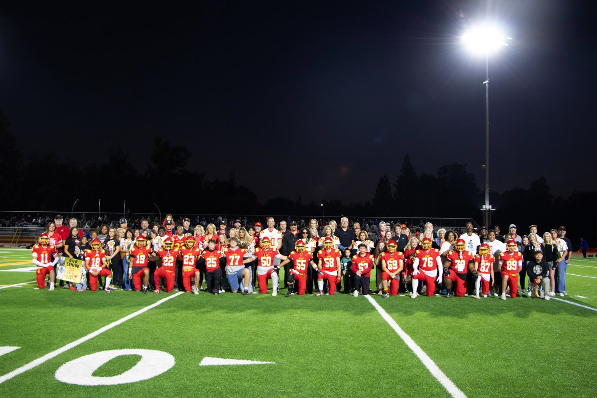 Celebrating our Class of 2025 seniors on their special night! 🏈 From countless hours of dedication on and off the field to the unforgettable moments made with teammates and family, these seniors have left a lasting impact on Jesuit Football.