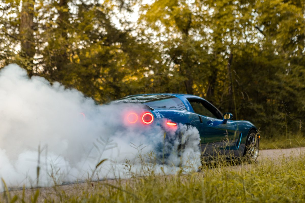Some smokey c6 pics for this year's Halloween