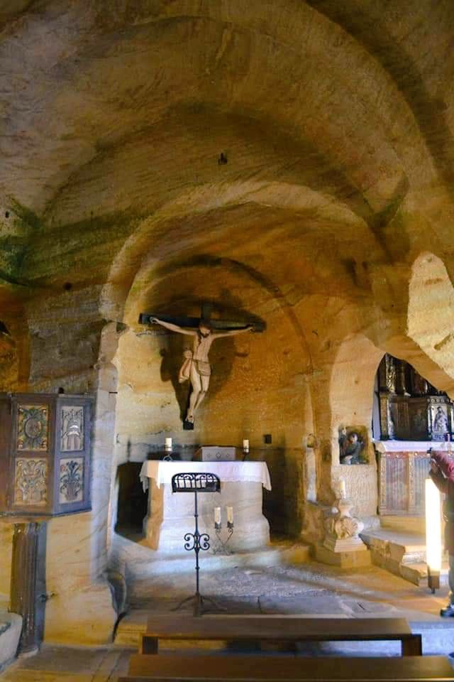 cylromanica's tweet photo. En el S.IX o X se inicia la construcción de una ermita en este lugar, donde ya existía un eremitorio rupestre. Creándose así una comunidad y un primer lugar de oración. 
En época románica fue ampliada.
Ermita de los Santos Justo y Pastor. Olleros de Pisuerga #Palencia https://t.co/KW1pUI3IuI