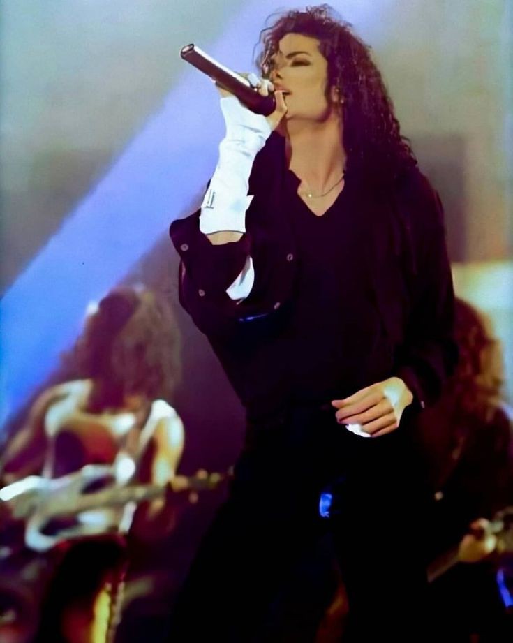 mjmoonwalker196's tweet photo. @michaeljackson
🥰🥰🥰🤗🤗😘
#michaeljackson #moowalkers #moonwalker #mjneverland #mjpeterpan #mjinnocent #mjforever #kingofpop #thekingofpop #mjfam #mj #mjjforever #mjj 🤗🤗😊❤🥰🥰 https://t.co/03jDk4FL9y
