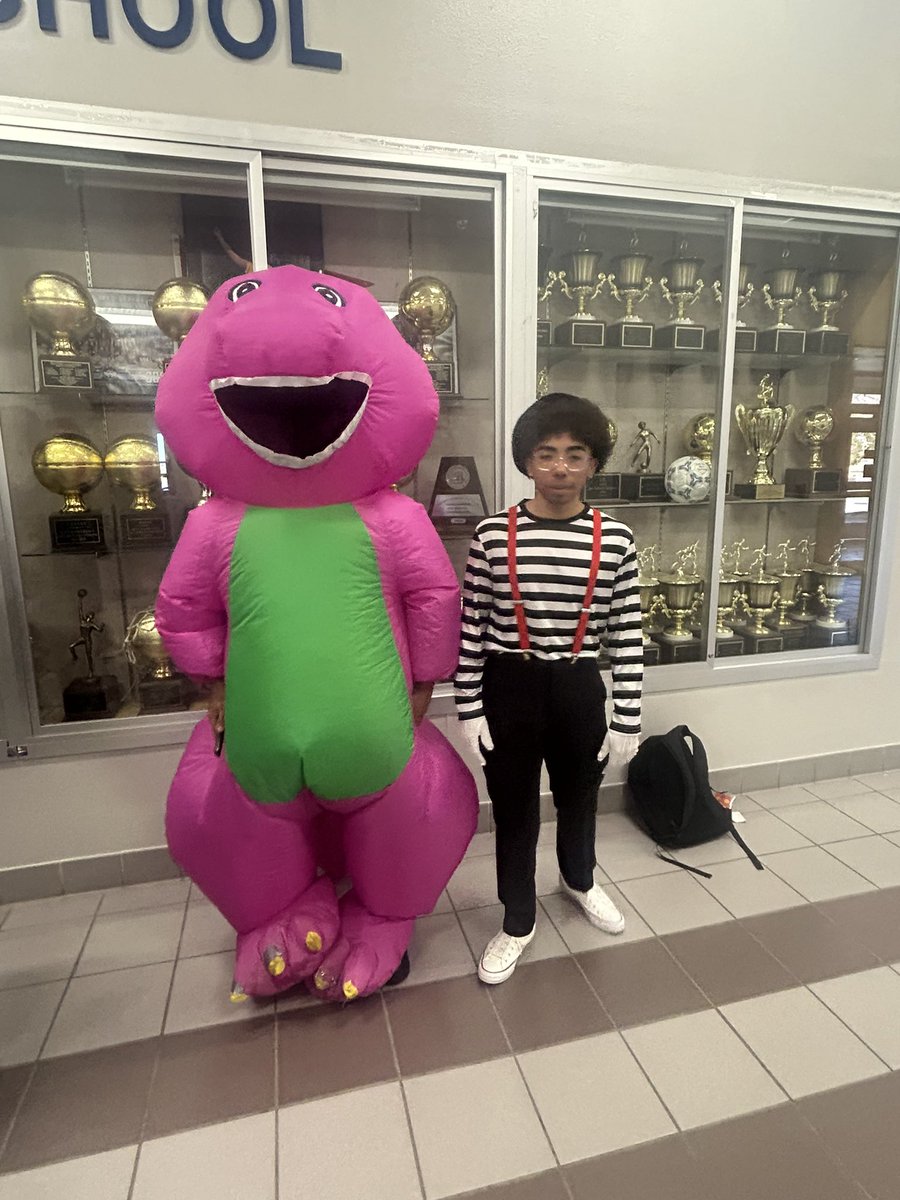 Chapin Boys Basketball (@chapinboysbball) on Twitter photo Some Halloween Fun
<a href="/jayden_leverett/">Jayden Leverett</a> @Mwils06 <a href="/JULIANPacheco05/">Julian Pacheco</a> <a href="/JACOB34GARCIA/">Jacob Garcia</a> <a href="/savion_jordan/">Savion Jordan</a>, <a href="/juanhdz_1/">Juan carlos Hernandez</a> <a href="/keylaw11_/">Keyshaun Lawrence</a> <a href="/_krishoopz/">Kristian “Kris” Enriquez</a> @jaydenwhitt_ Some Halloween Fun
<a href="/jayden_leverett/">Jayden Leverett</a> @Mwils06 <a href="/JULIANPacheco05/">Julian Pacheco</a> <a href="/JACOB34GARCIA/">Jacob Garcia</a> <a href="/savion_jordan/">Savion Jordan</a>, <a href="/juanhdz_1/">Juan carlos Hernandez</a> <a href="/keylaw11_/">Keyshaun Lawrence</a> <a href="/_krishoopz/">Kristian “Kris” Enriquez</a> @jaydenwhitt_