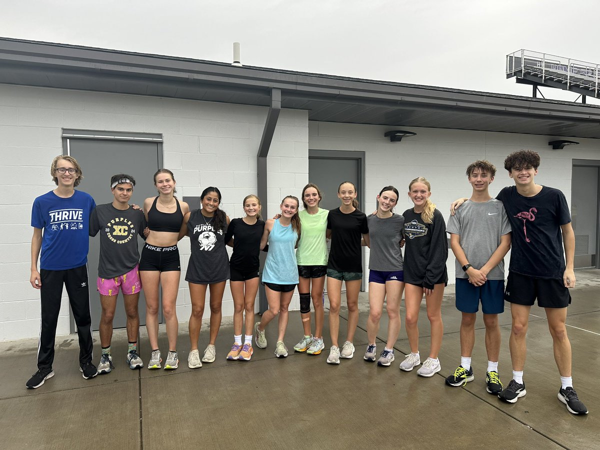 Last XC practice of the season ahead of Saturday’s Class 3A State Meet. Rain? We choose it! A neighborhood run &amp; some strides on the track to wind up prep for the last race of the season and last HS XC meet ever for SRs <a href="/KatHarris25/">Kathryn Harris</a>, Adelyn Drane &amp; <a href="/_simonbasham_/">Simon Basham</a> 

<a href="/BgPurplesAth/">BG Purples Athletics</a>