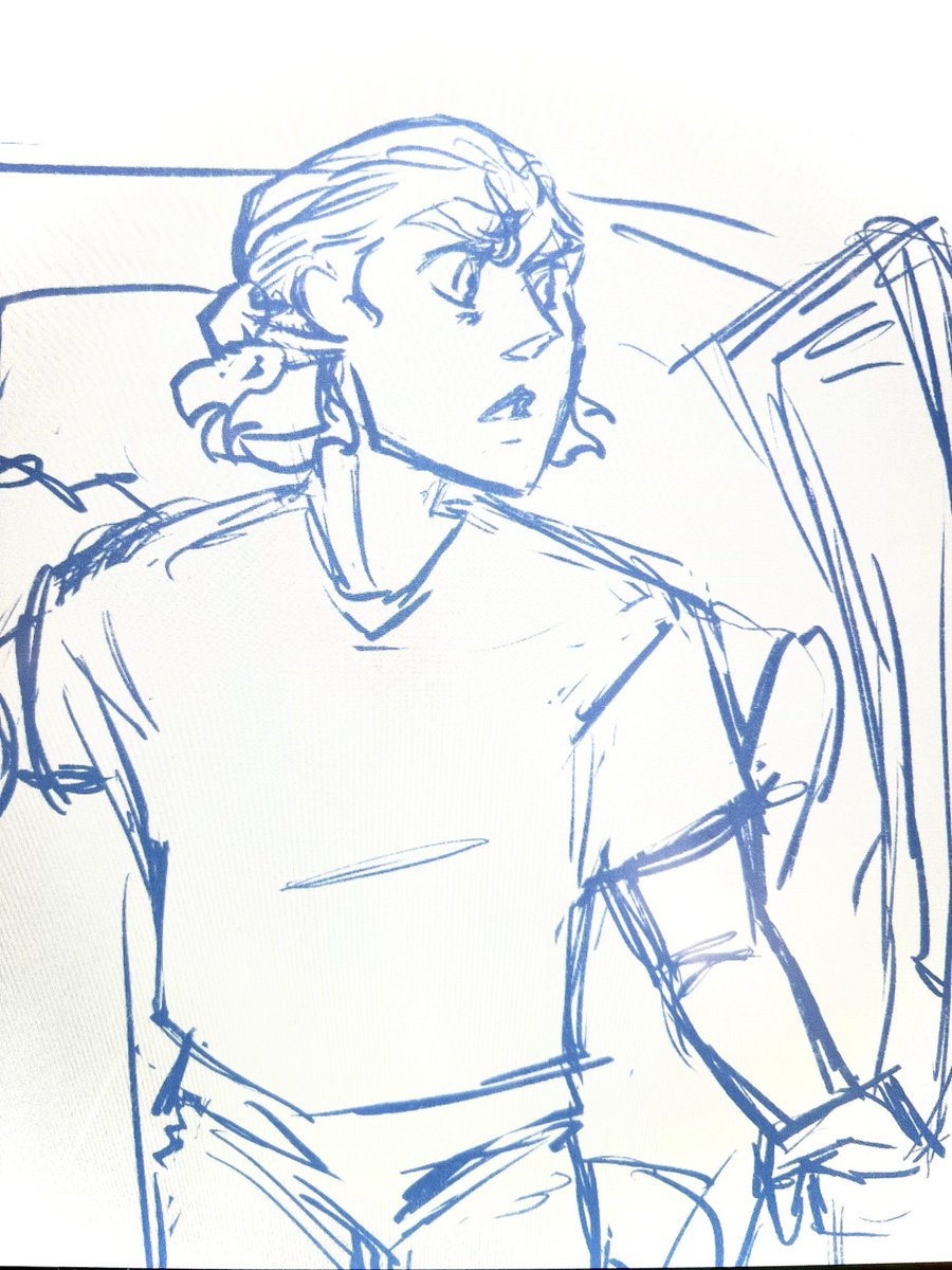 She pulled her hair back today 🎀