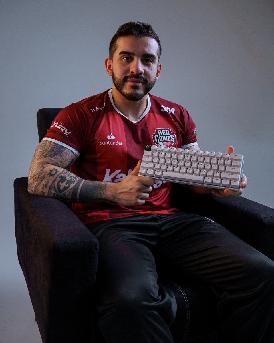 LogitechGBrasil's tweet image. Post para você depositar o seu "PARABÉNS COLD"! #COLDDAY