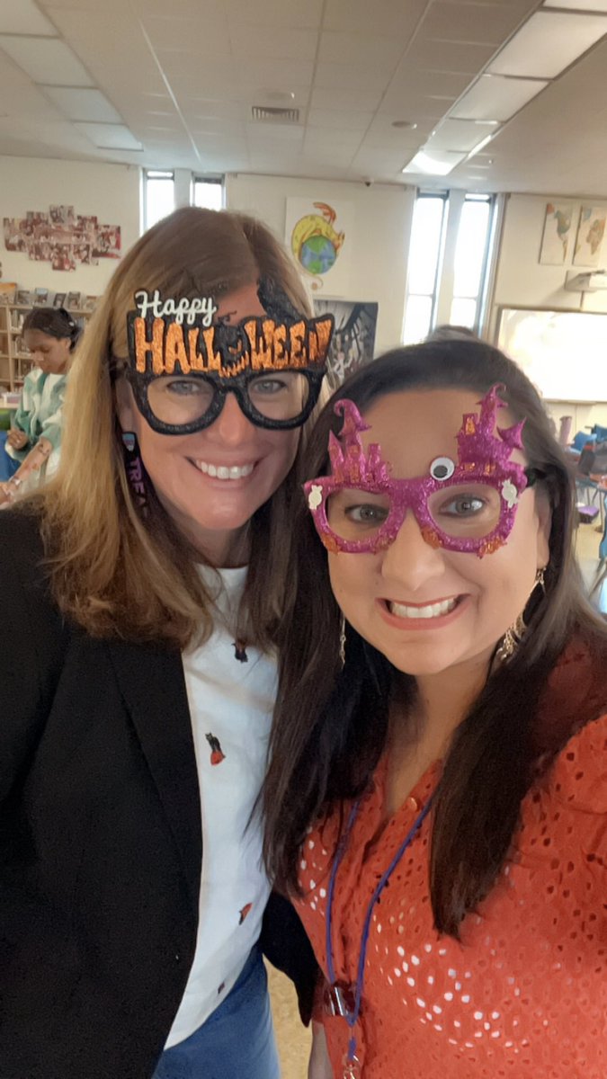 Saira Haas tweet media