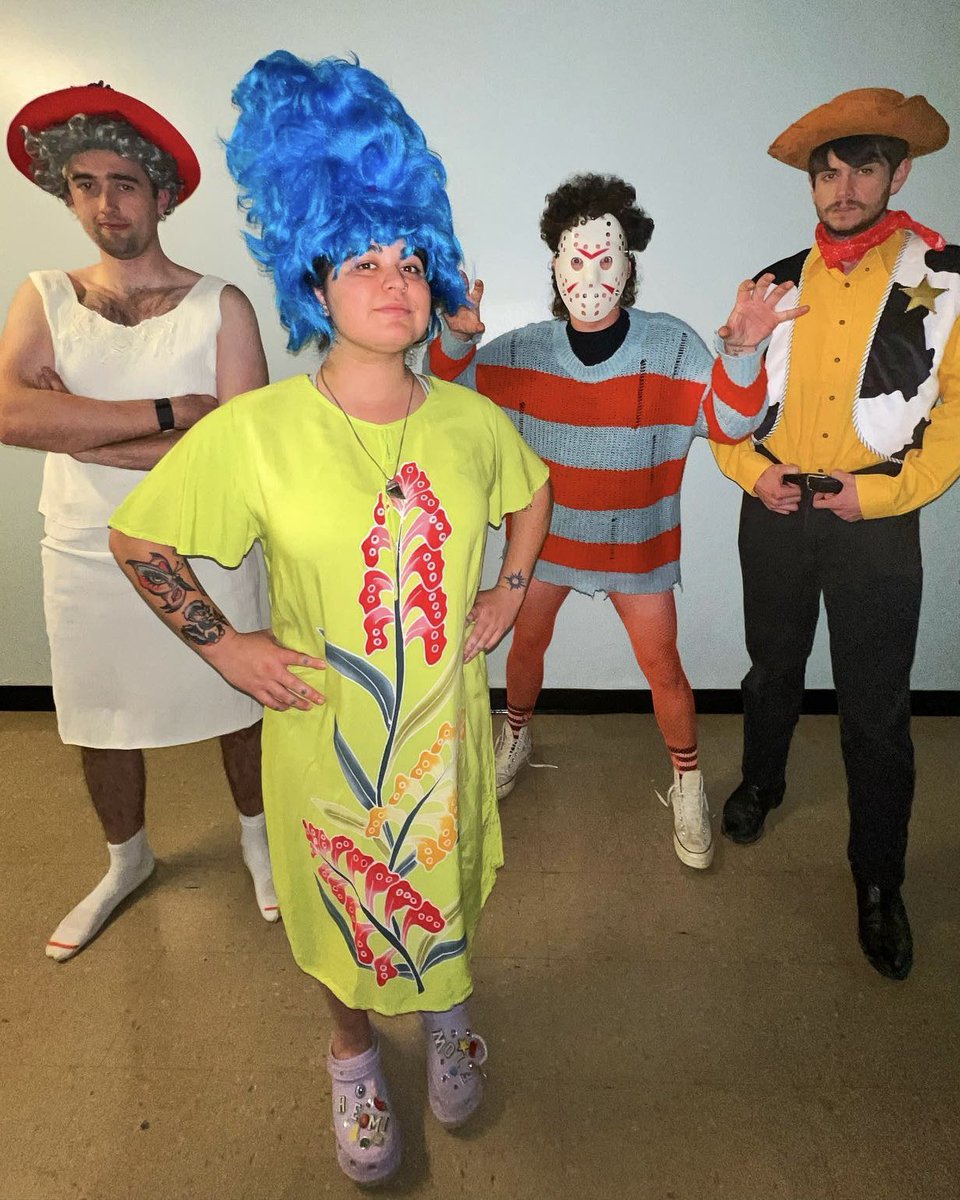 IslandRecords's tweet photo. No tricks, just treats 🎃 Happy Halloween 👻 https://t.co/CRQfrBEESH